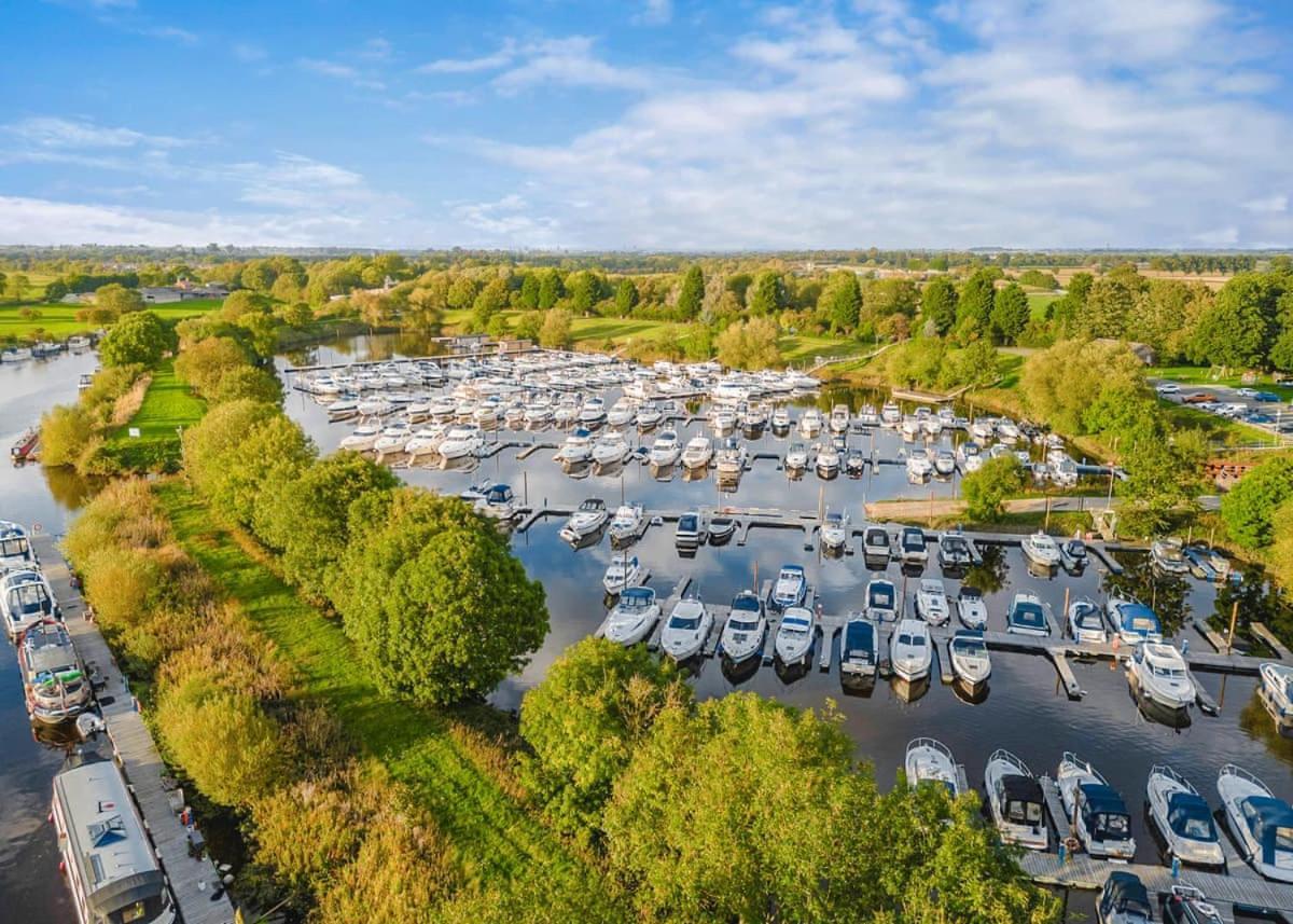 York Marina Hotel Naburn Buitenkant foto